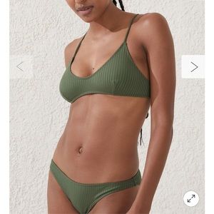 NWT Scoop Tri Bikini Set